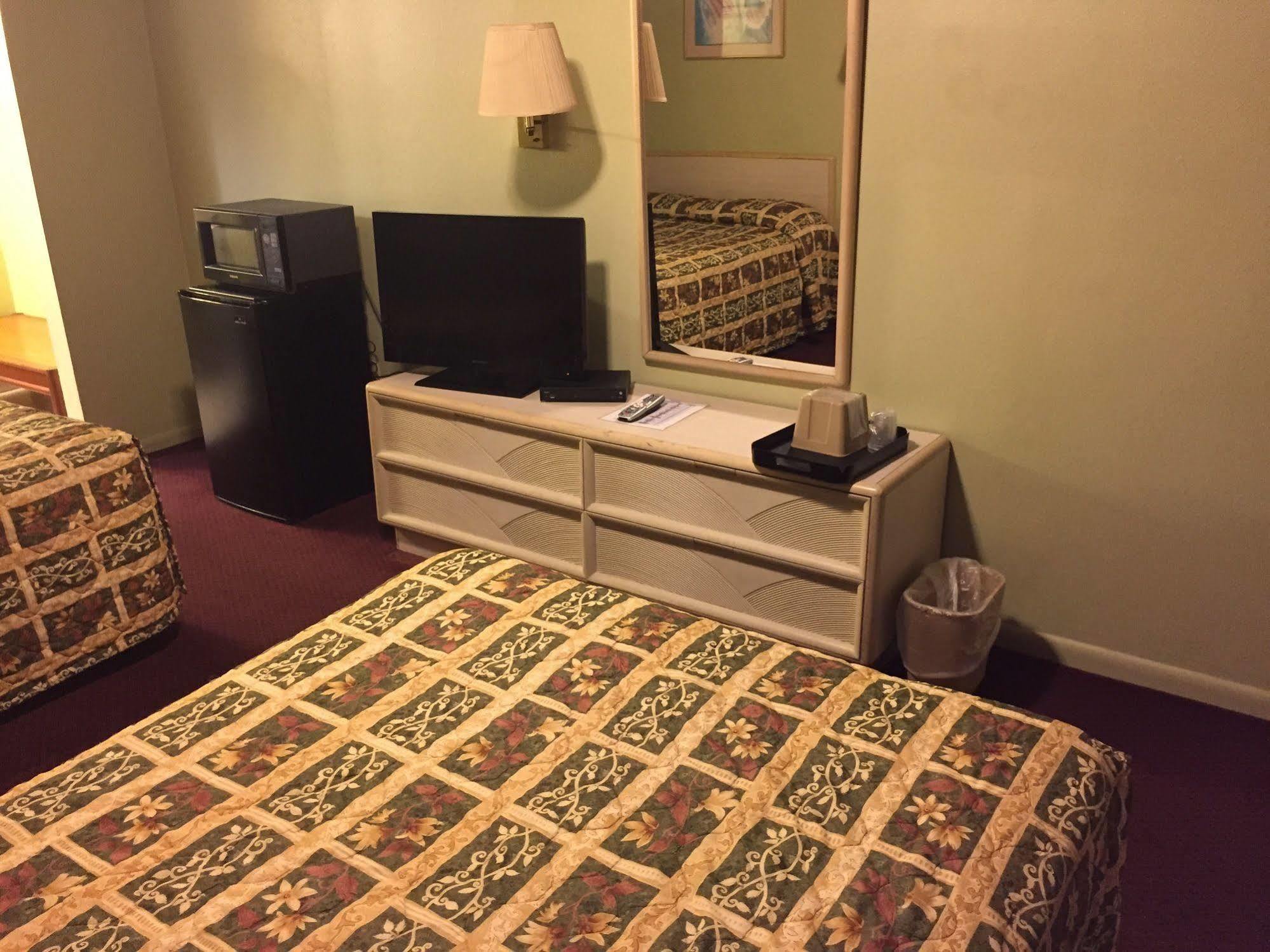 Sebring Inn Exteriér fotografie