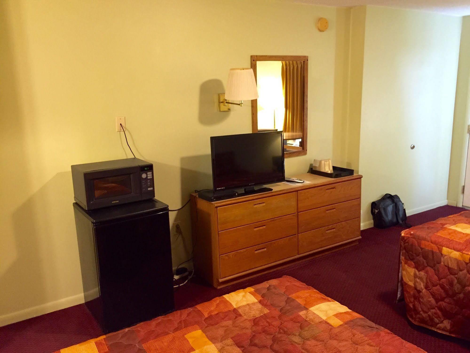 Sebring Inn Exteriér fotografie