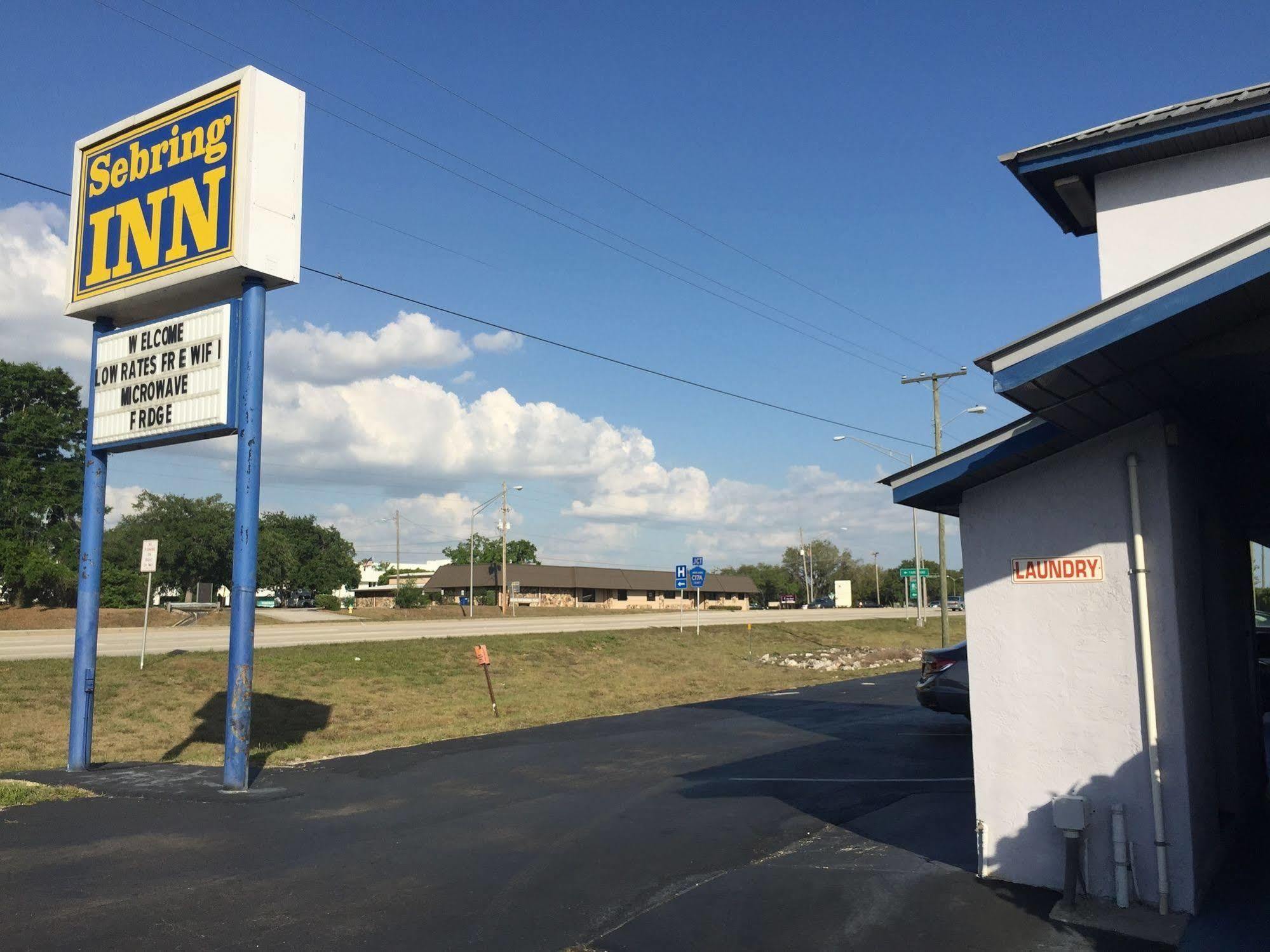 Sebring Inn Exteriér fotografie